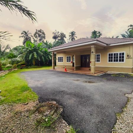 Homestay Selinsing Simpang Ampat Semanggol المظهر الخارجي الصورة